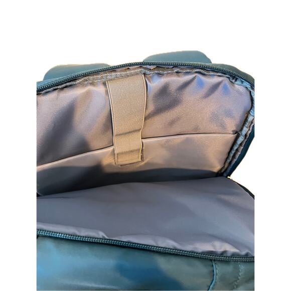 Sea Green Clamshell Padded Computer Backpack - Picture 5 of 5